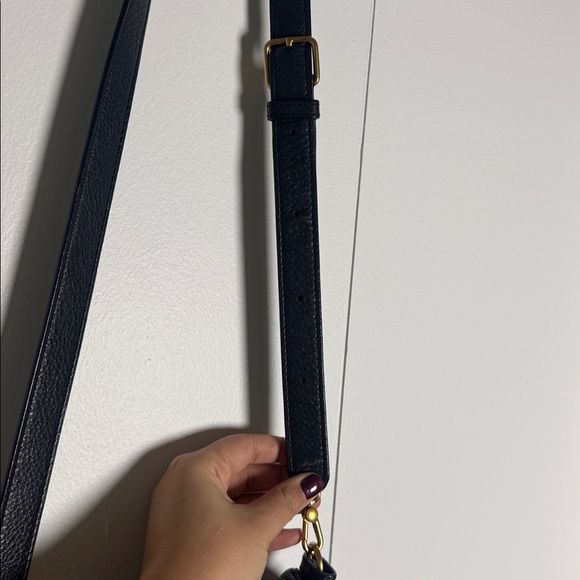 Marc By Marc Jacobs Black Crossbody Bag with Gold Details - Picture 6 of 7